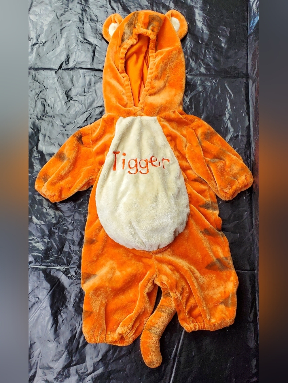 Disney Baby Winnie the Pooh TIGGER Costume READ - Size 0-3 Months - GUC